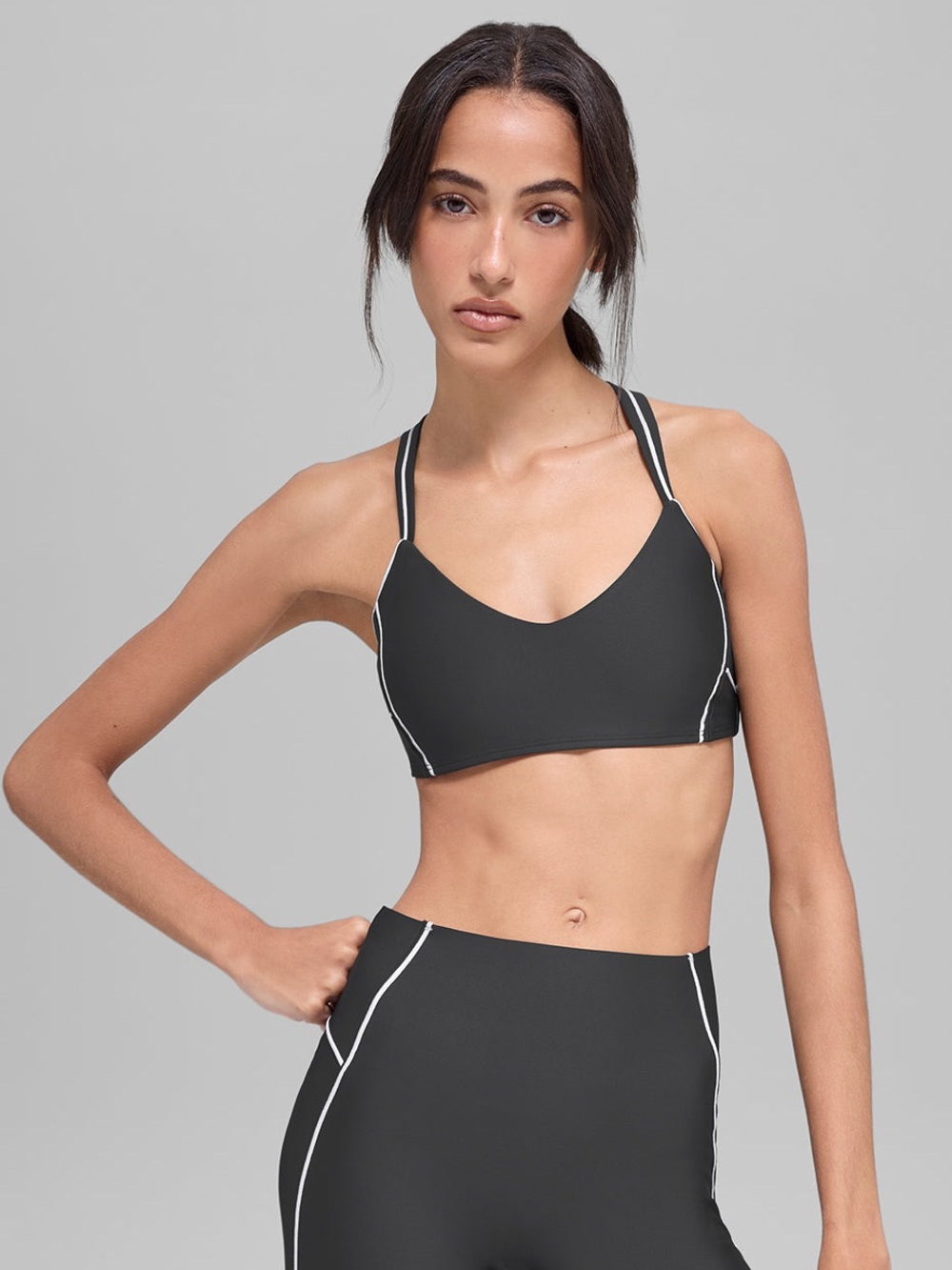 Alo Airlift Haven Bra Anthracite/White XS (2-4) Compression Adjustable Athletic
